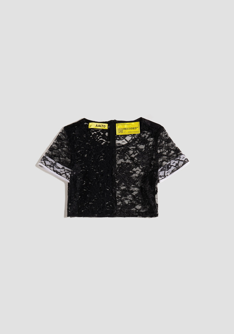 LACE CROP TOP