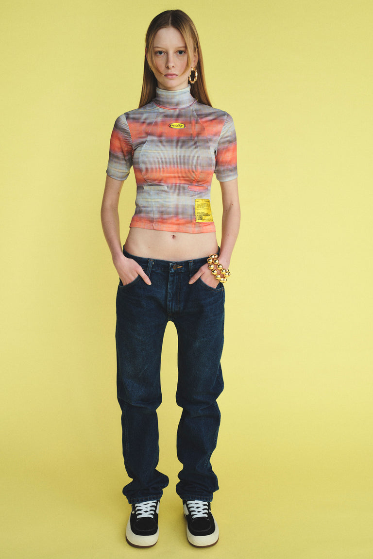 TV SCREEN CROP TOP